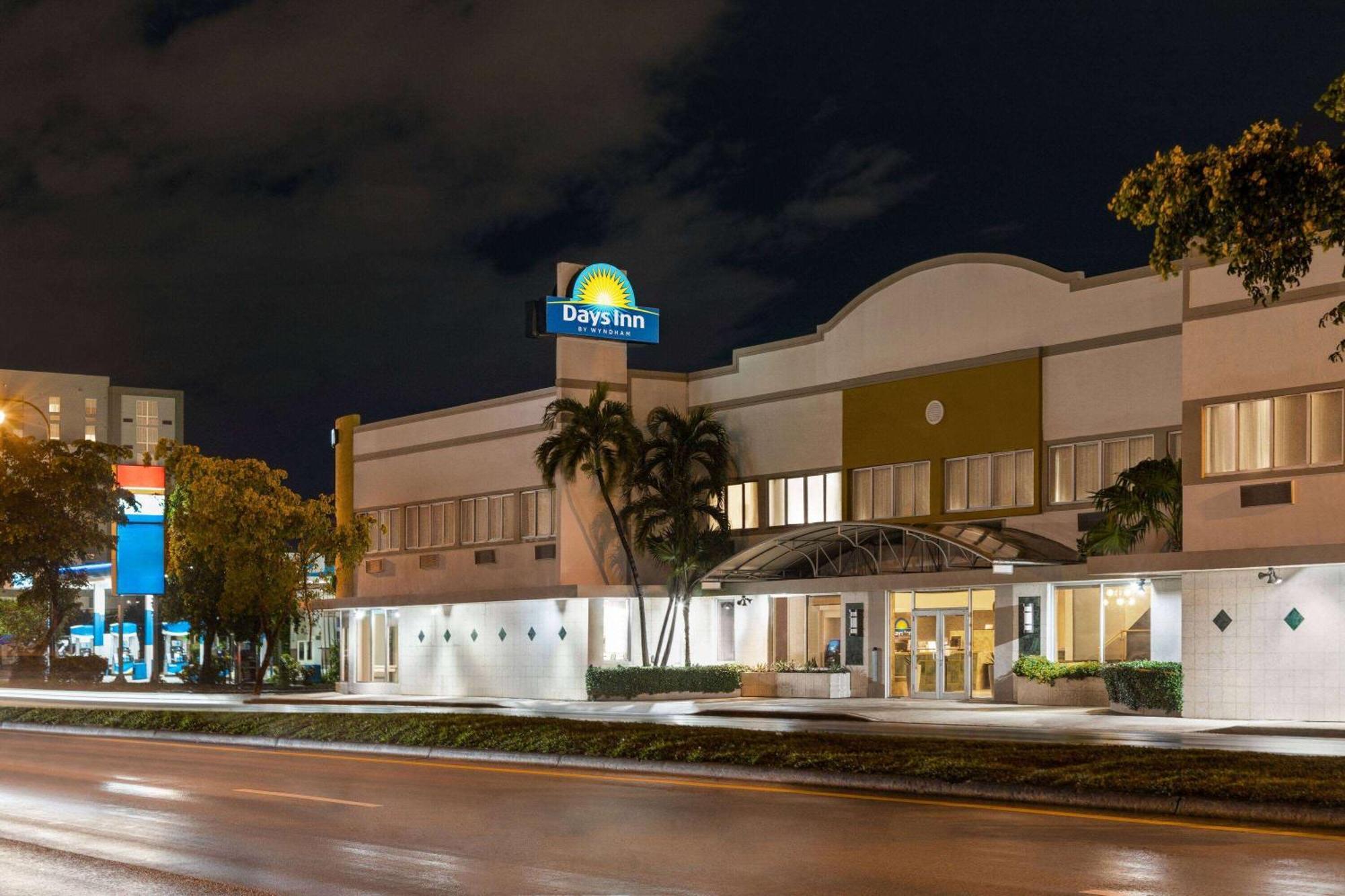 Days Inn By Wyndham Miami Airport North Miami Springs Ngoại thất bức ảnh